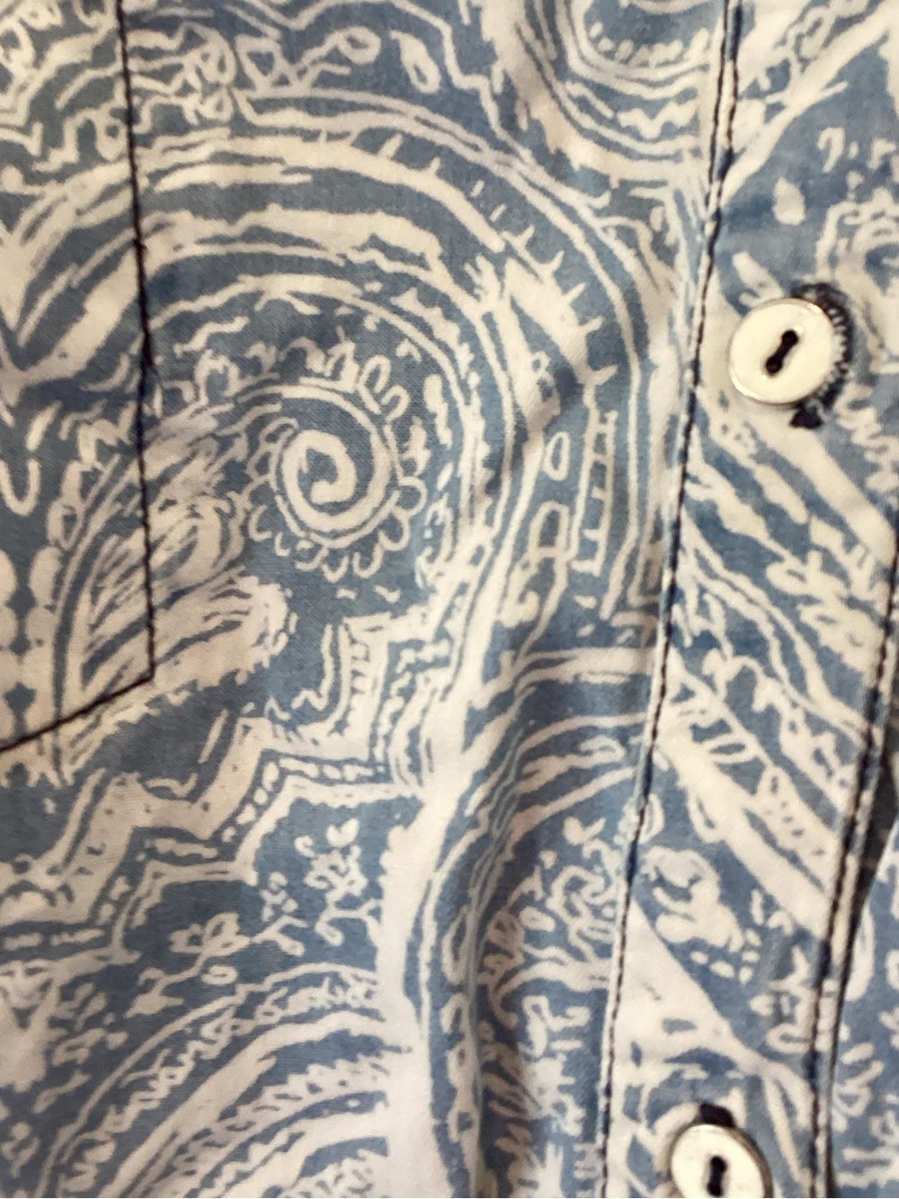 Westbound Blue Paisley Button-Down Shirt XL EUC - Picture 2 of 4
